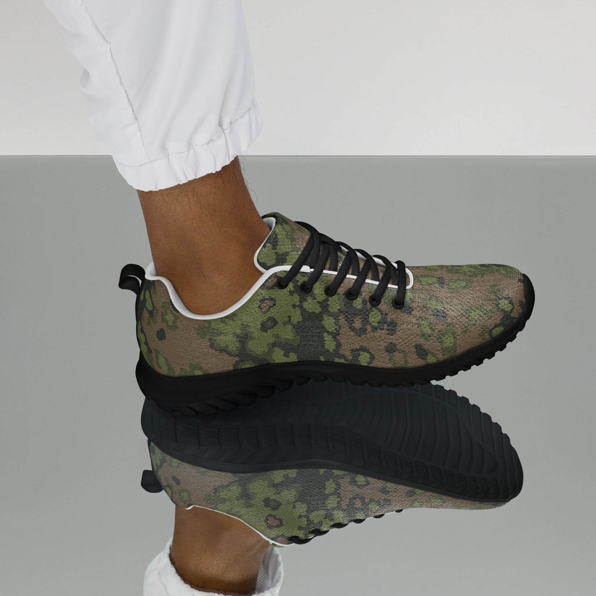 German Oak Leaf Eichenlaubmuster Summer CAMO Mens Athletic Shoes