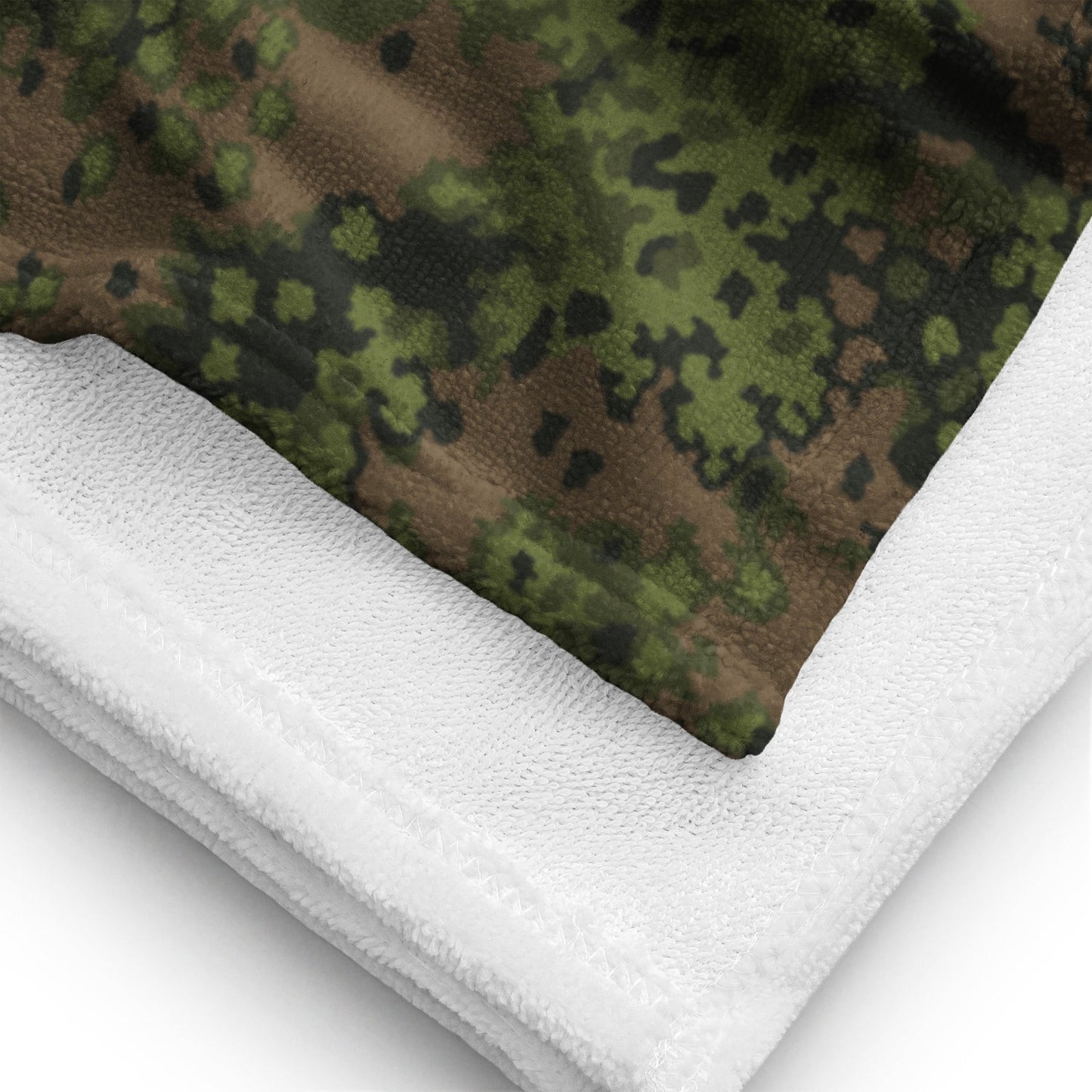 German Oak Leaf Eichenlaubmuster Summer CAMO Towel