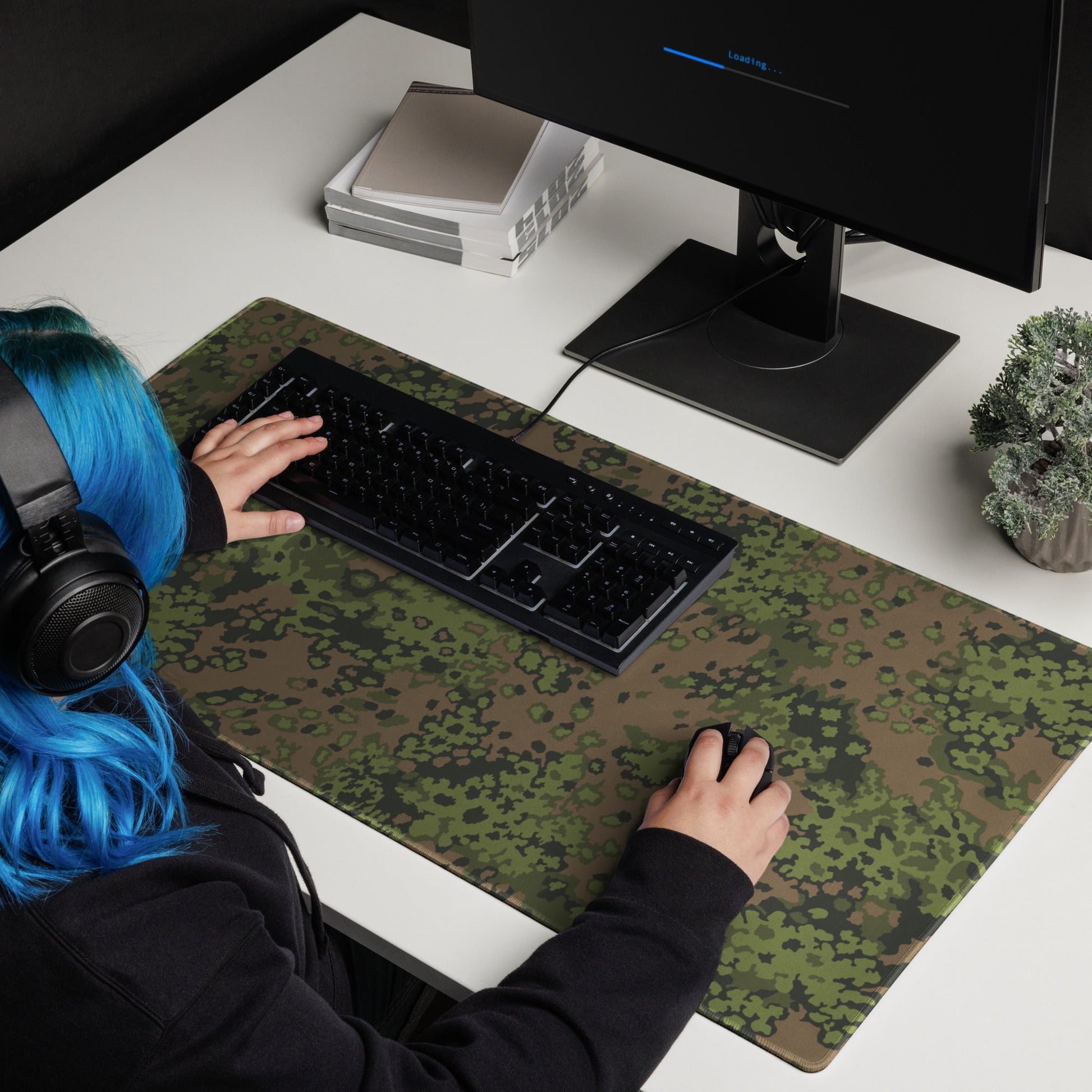 German Oak Leaf Eichenlaubmuster Summer CAMO Universal Large Desk Pad