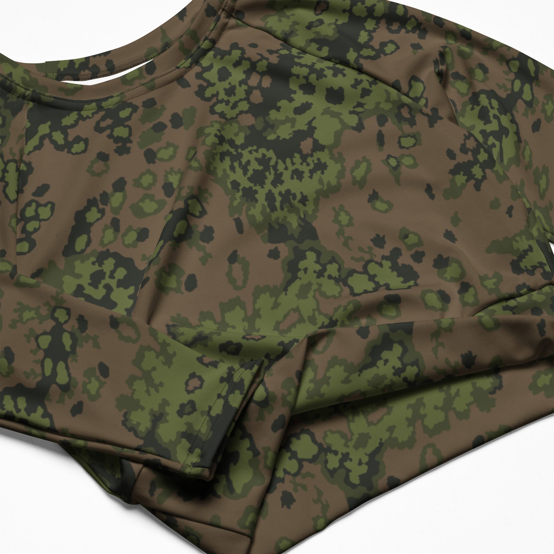German Oak Leaf Eichenlaubmuster Summer CAMO Womens Long-Sleeve Crop Top