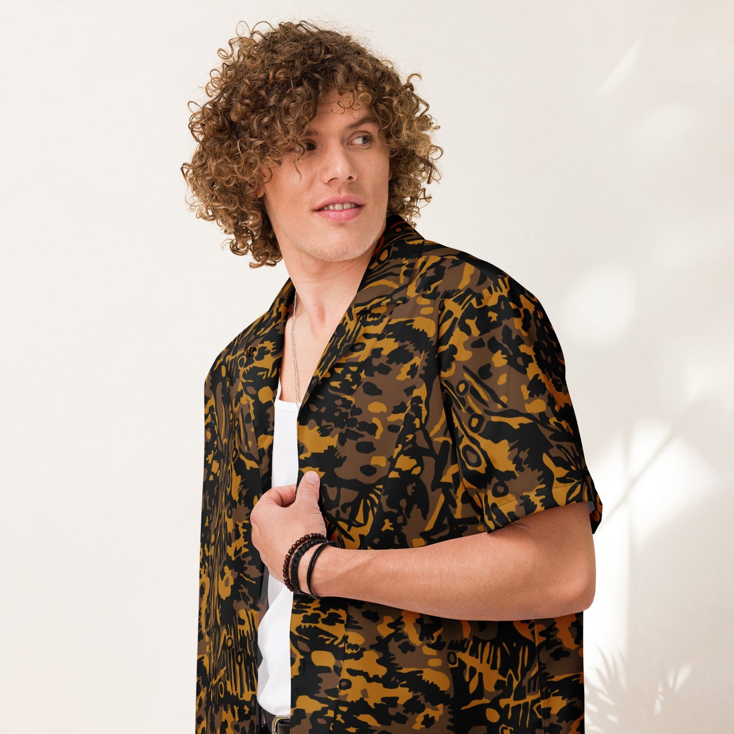 German Palm Tree Palmenmuster Autumn CAMO Unisex Short-Sleeve Button Shirt
