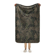Pea Dot Erbsenmuster Pattern 44 CAMO Sherpa Blanket - 37″×57″