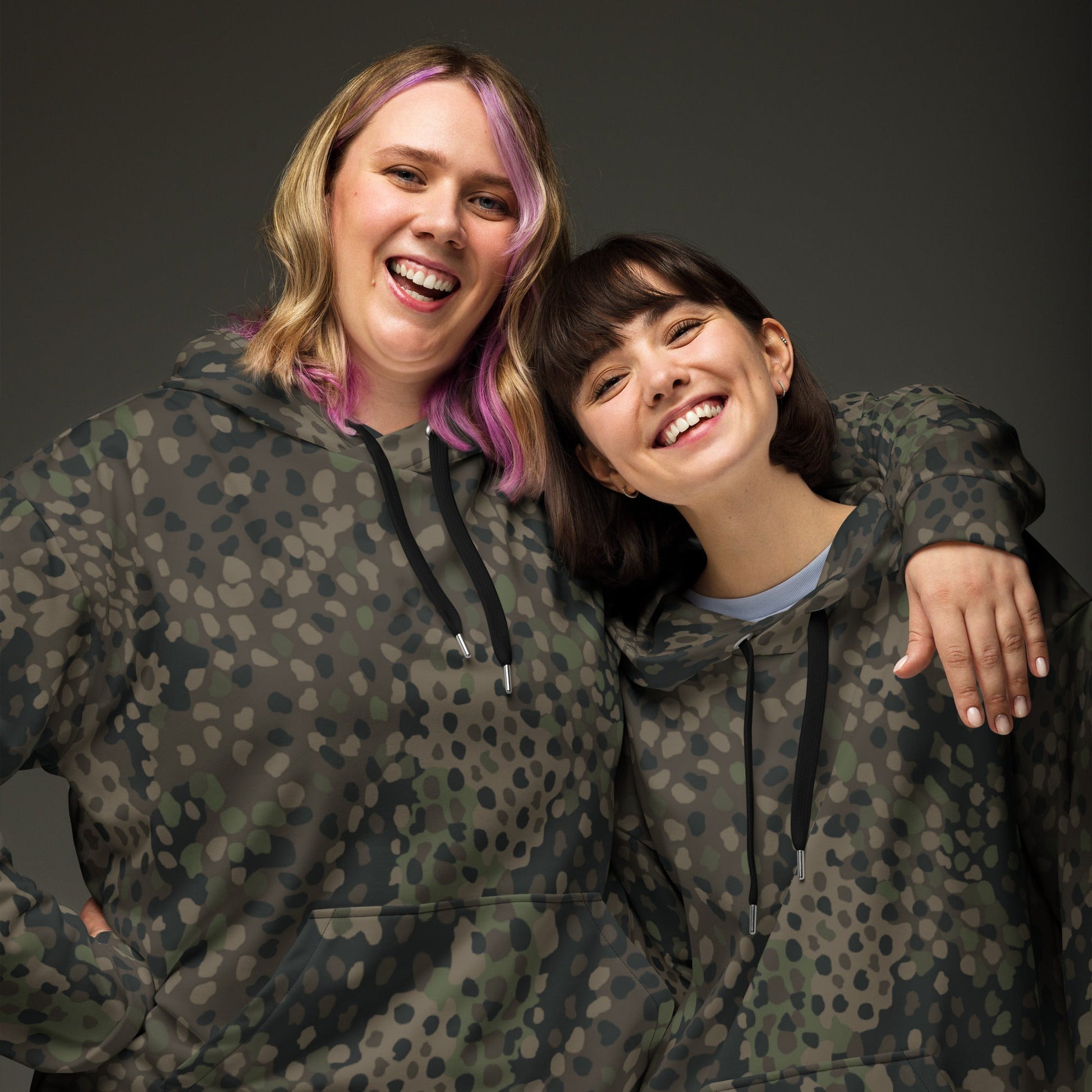 German Pea Dot Erbsenmuster Pattern 44 CAMO Unisex Hoodie - Hoodies