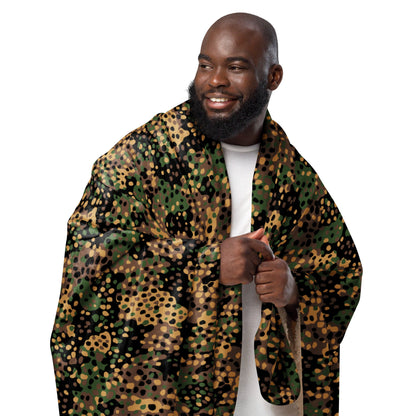 German Pea Dot Erbsenmuster CAMO Sherpa Blanket