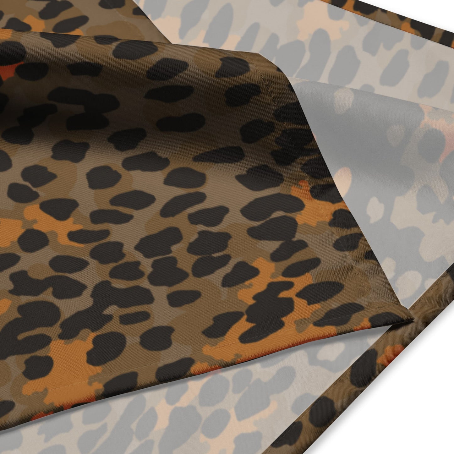 German Plane Tree Platanenmuster Autumn CAMO Bandana