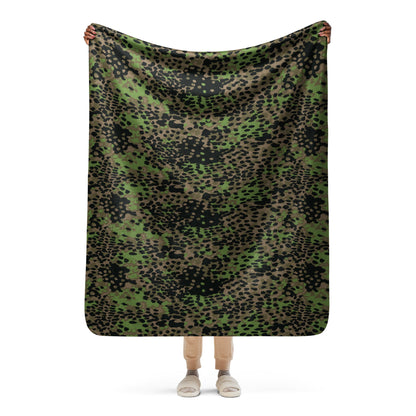 German Plane Tree Platanenmuster Spring CAMO Sherpa Blanket - 50″×60″