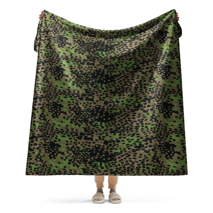 German Plane Tree Platanenmuster Spring CAMO Sherpa Blanket - 60″×80″