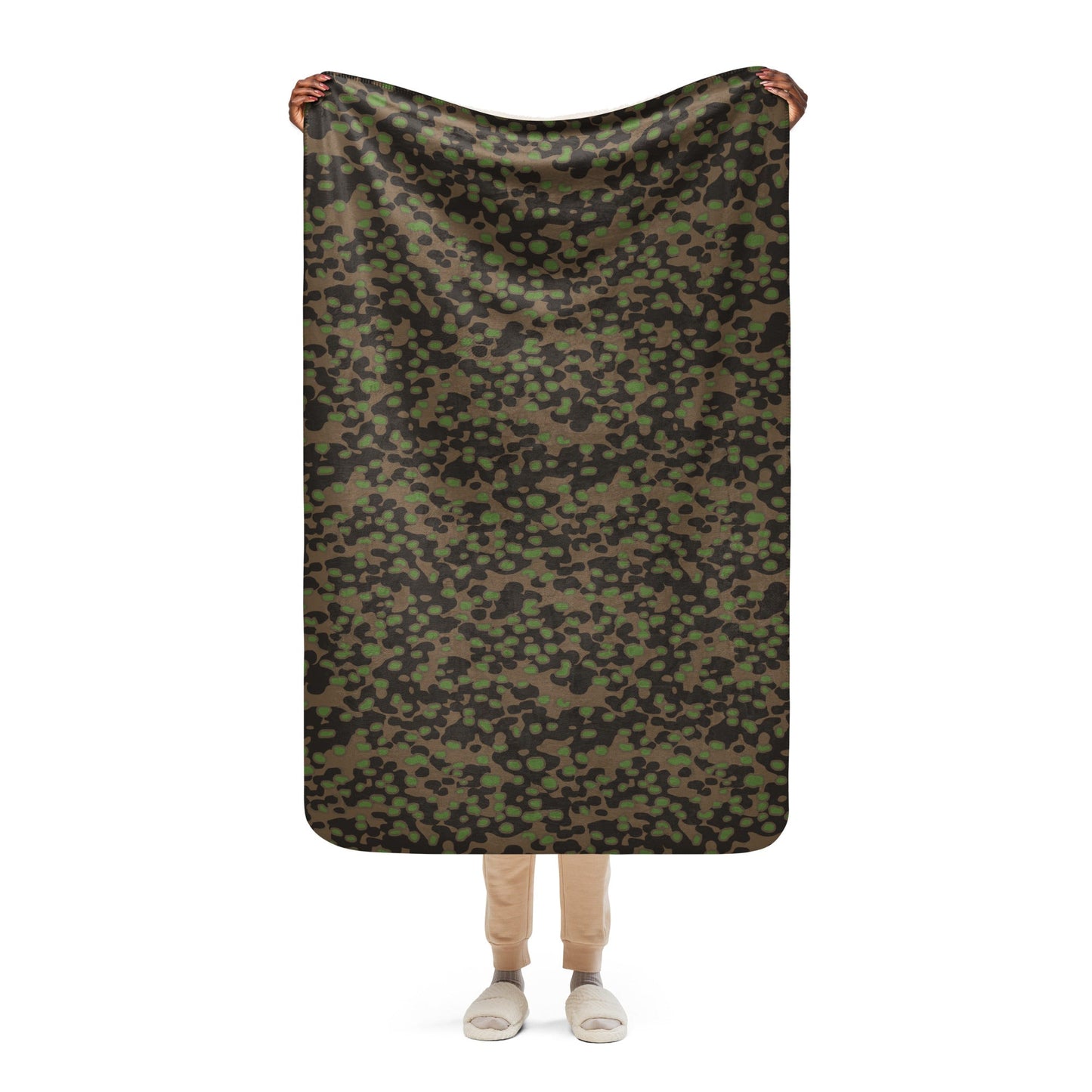 German Polyspot Spring CAMO Sherpa blanket - 37″×57″ - Blankets