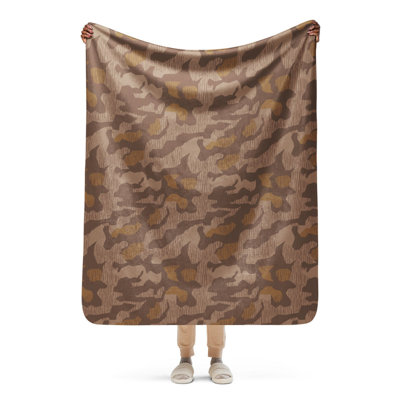 Splittermuster 1931 Autumn CAMO Sherpa Blanket - 50″×60″