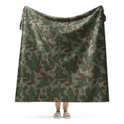 Splittermuster Bundeswehr Airborne CAMO Sherpa Blanket - 60″×80″