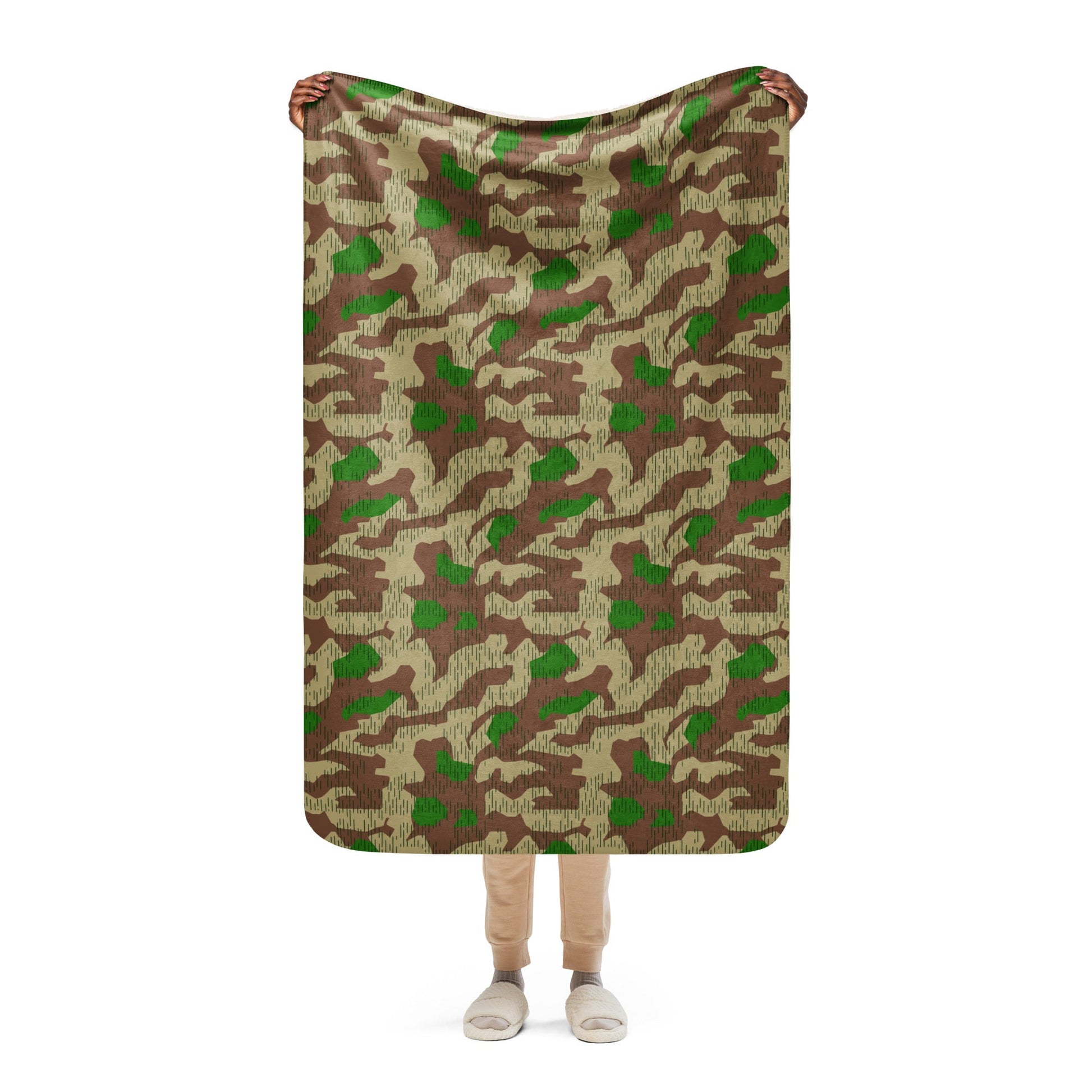 German Splittermuster Buntfarbendruck 31 CAMO Sherpa blanket 37″×57″ Blankets