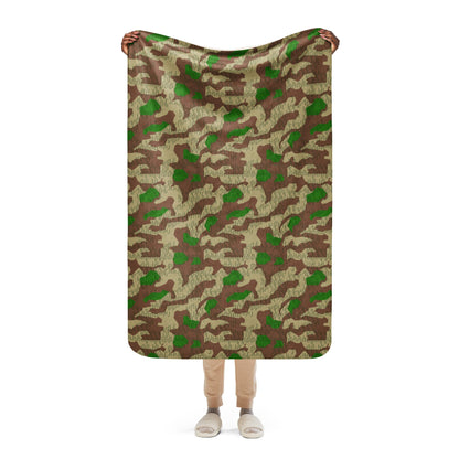 German Splittermuster Buntfarbendruck 31 CAMO Sherpa blanket 37″×57″ Blankets