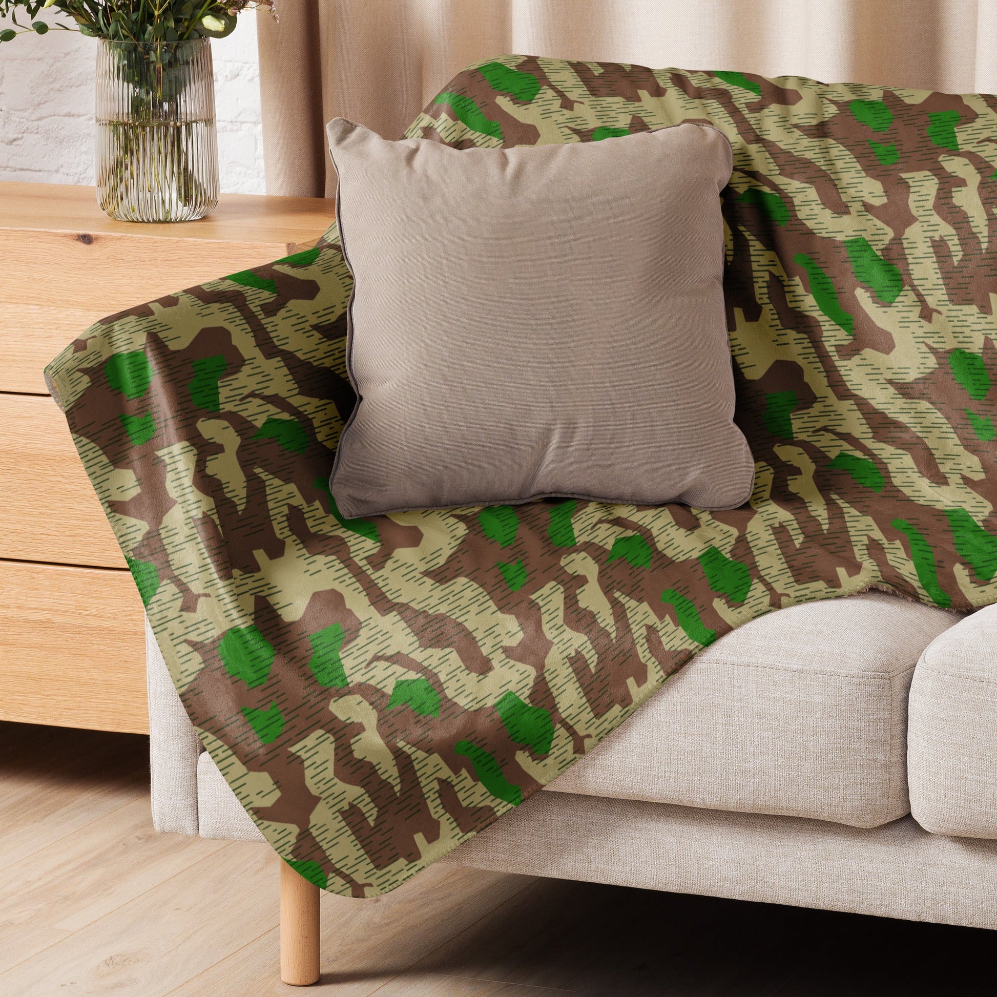 German Splittermuster Buntfarbendruck 31 CAMO Sherpa blanket Blankets