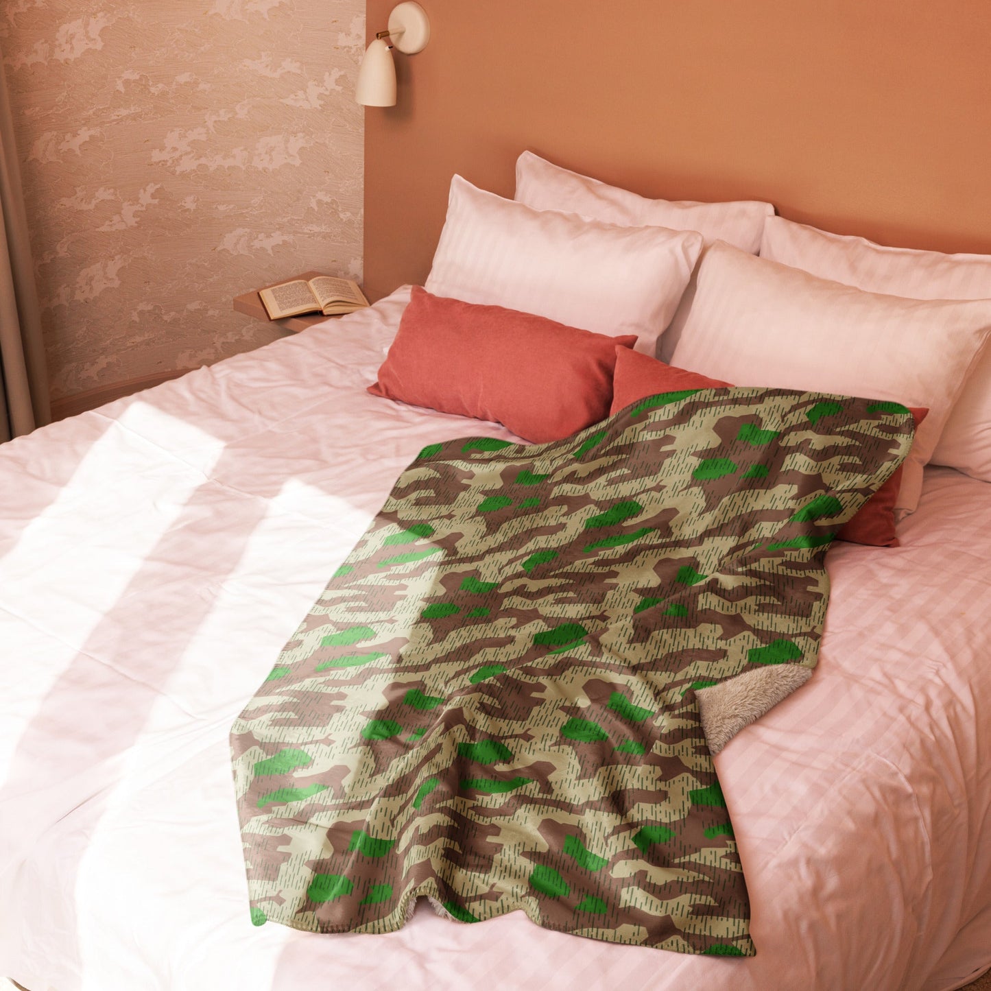 German Splittermuster Buntfarbendruck 31 CAMO Sherpa blanket Blankets