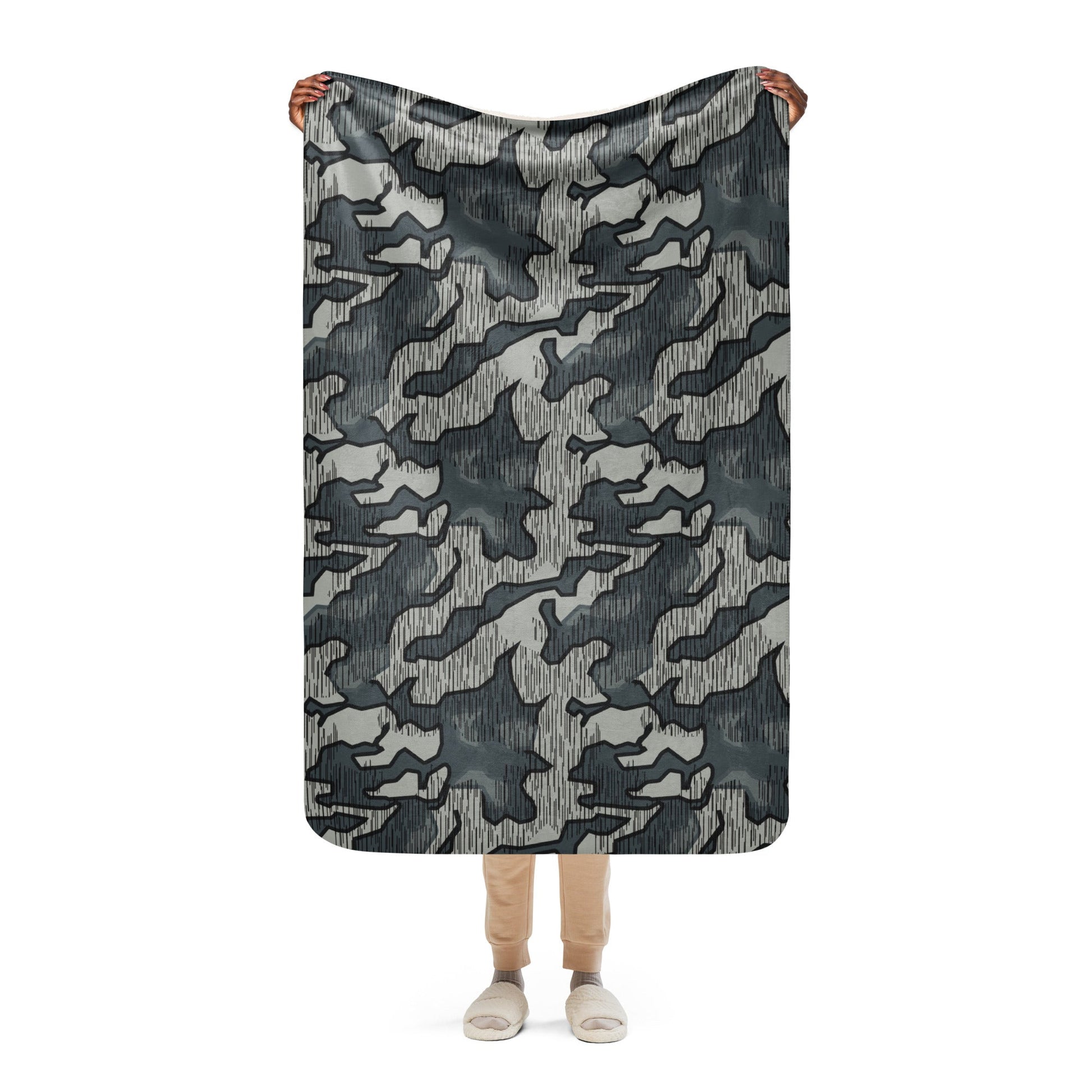 German Splittermuster Urban CAMO Sherpa blanket - 37″×57″ - Blankets