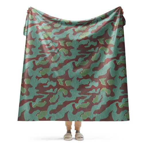 Splittermuster Mountain Troops CAMO Sherpa Blanket - 60″×80″