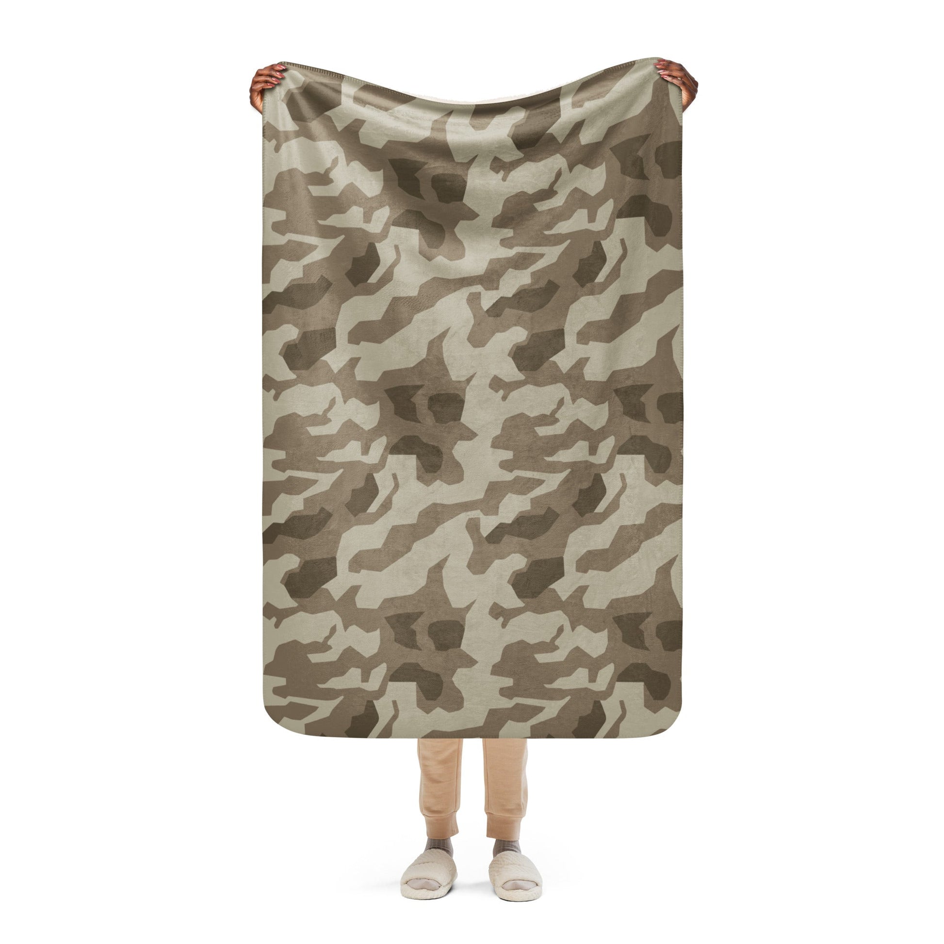 German Splittermuster Wolfenstein Afrika Korps CAMO Sherpa Blanket - 37″×57″