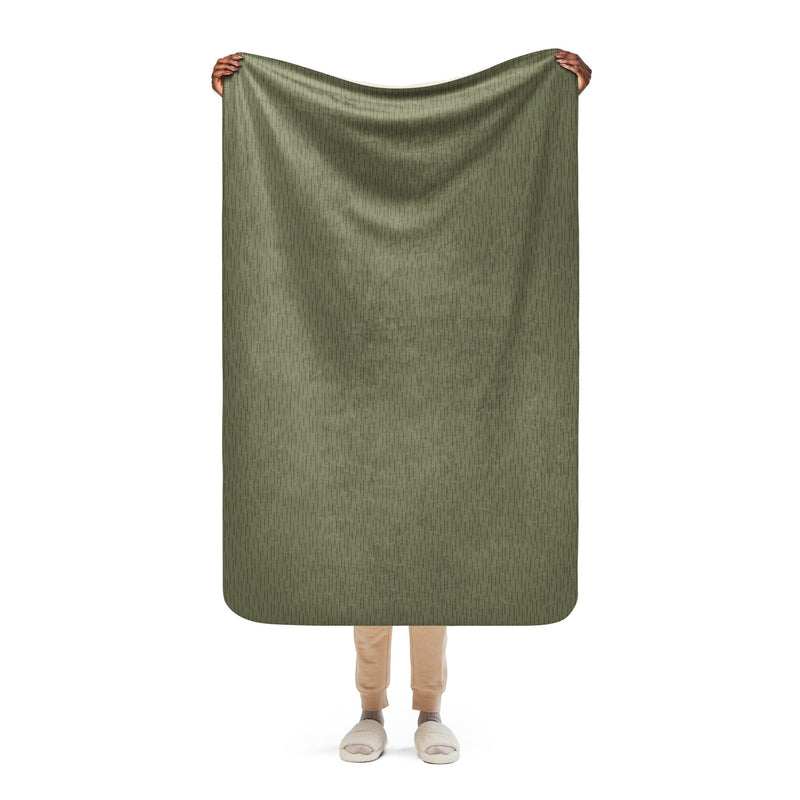 Strichtarn Summer CAMO Sherpa Blanket - 37″×57″