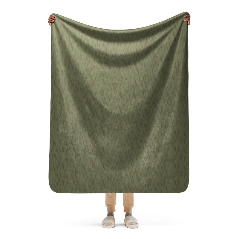 Strichtarn Summer CAMO Sherpa Blanket - 50″×60″