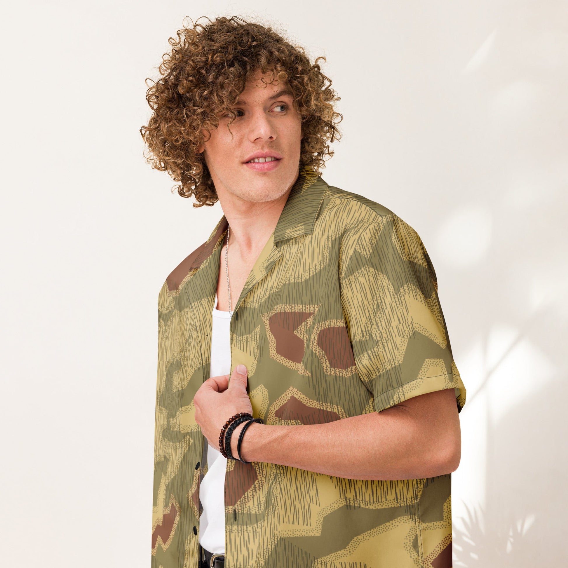German Sumpfmuster 44 CAMO Unisex Short-Sleeve Button Shirt