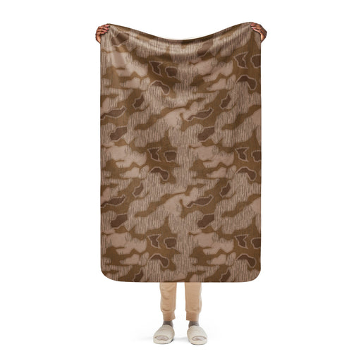 Sumpfmuster Where Eagles Dare CAMO Sherpa Blanket - 37″×57″