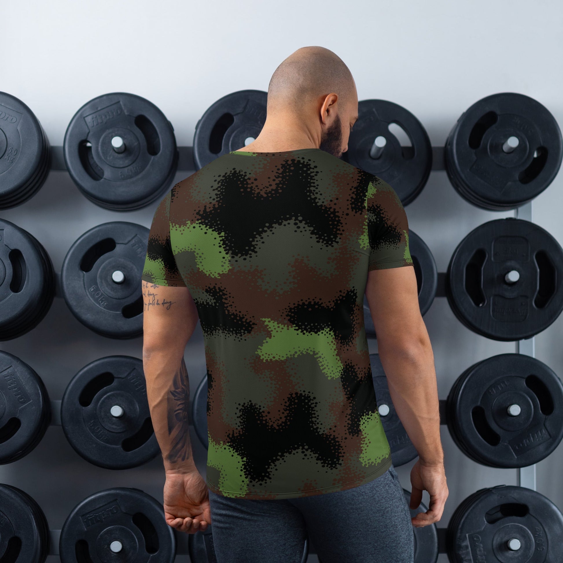 German Truppenversuch Punkttarnmuster CAMO Mens Athletic T-shirt - T-Shirts
