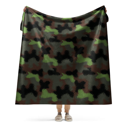German Truppenversuch Punkttarnmuster CAMO Sherpa Blanket - 60″×80″