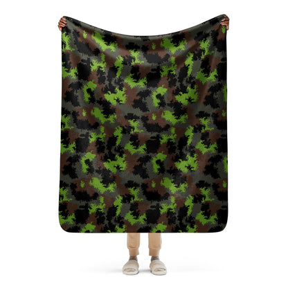 German Truppenversuch Sagezahnmuster CAMO Sherpa blanket - 50″×60″ - Blankets