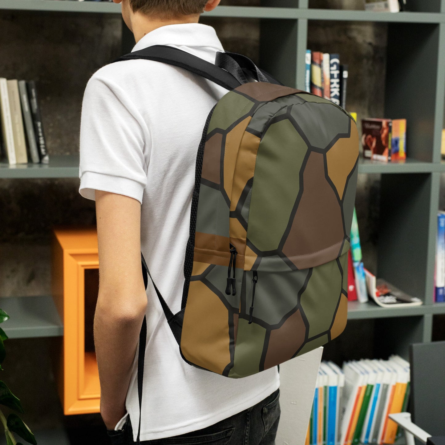 German World War I Turtle Shell Stahlhelm Helmet CAMO Backpack