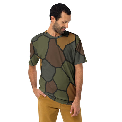 German World War I Stahlhelm Helmet CAMO Mens T-Shirt