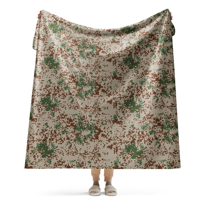Flecktarn Wüstentarn Desert CAMO Sherpa Blanket - 60″×80″