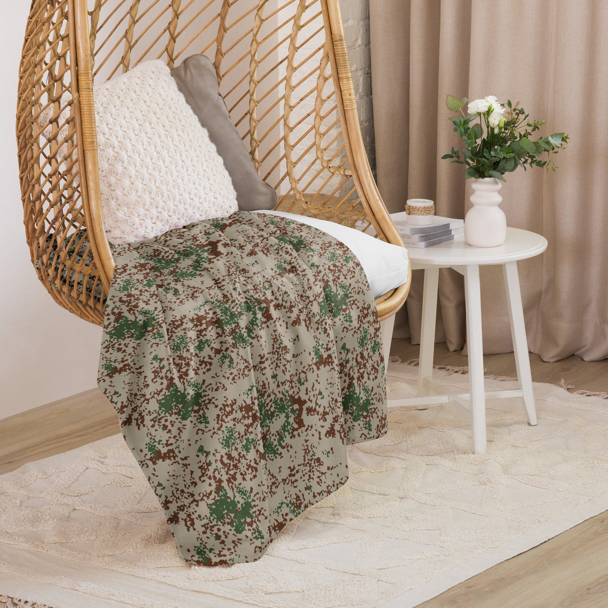 German Flecktarn Wüstentarn Desert CAMO Sherpa Blanket