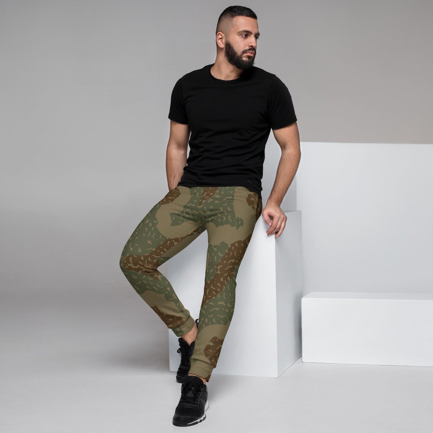 German WW2 Ambush Zimmerit Tank CAMO Men’s Joggers - Mens