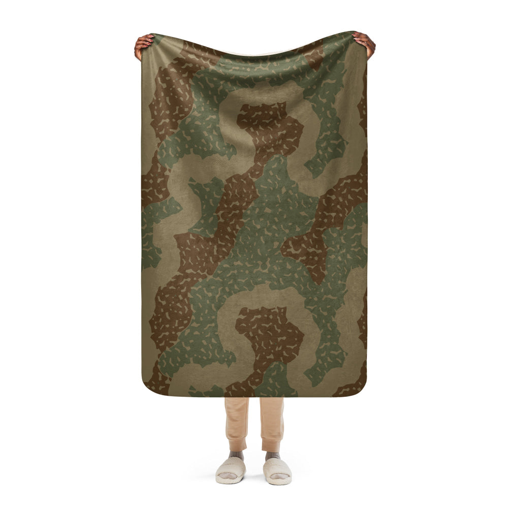 German WW2 Ambush Zimmerit Tank CAMO Sherpa blanket - 37″×57″ - Blanket