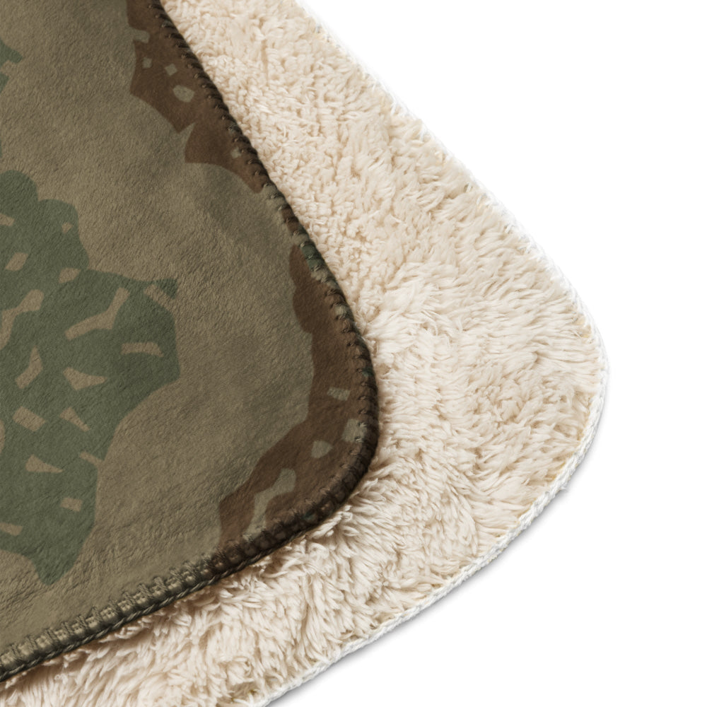 German WW2 Ambush Zimmerit Tank CAMO Sherpa blanket - Blanket