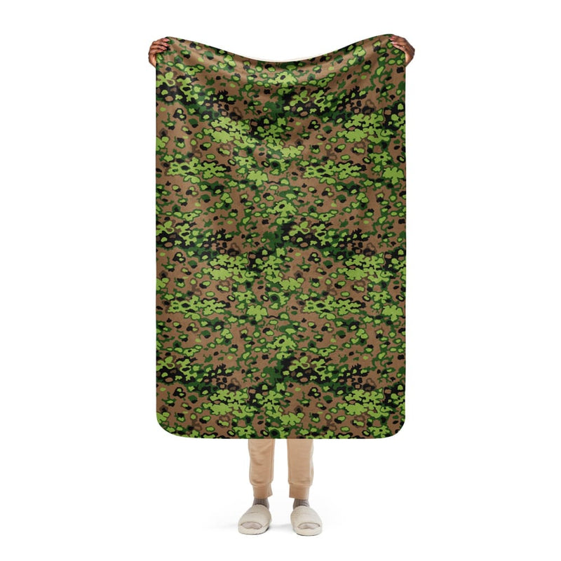 German WW2 Eichenlaubmuster Oak Leaf Spring CAMO Sherpa blanket - 37″×57″