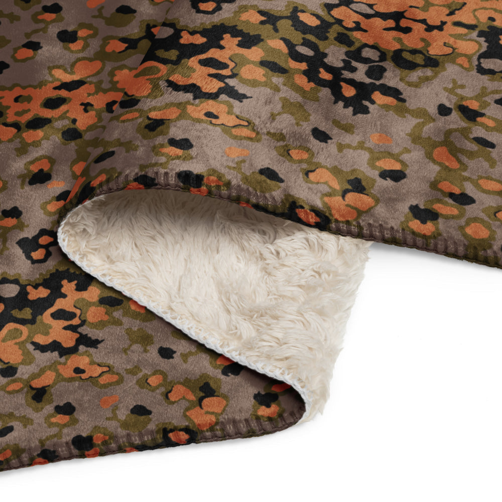 German WW2 Eichenlaubmuster Oakleaf Autumn CAMO Sherpa blanket - Blanket