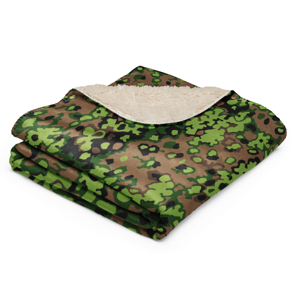 German WW2 Eichenlaubmuster Oakleaf Spring CAMO Sherpa blanket - Blanket