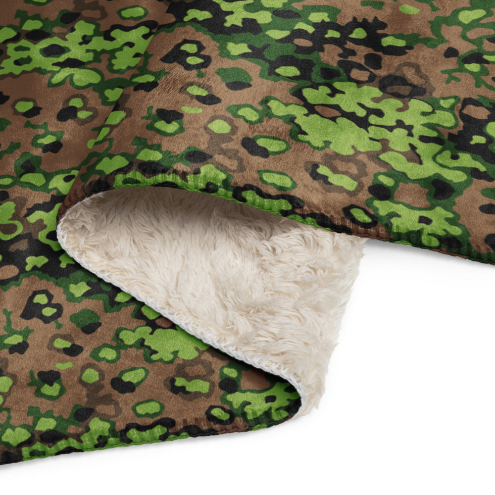 German WW2 Eichenlaubmuster Oakleaf Spring CAMO Sherpa blanket - Blanket