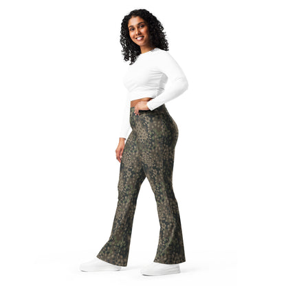 German WW2 Erbsenmuster Pea Dot Pattern 44 CAMO Flare leggings - Womens Leggings