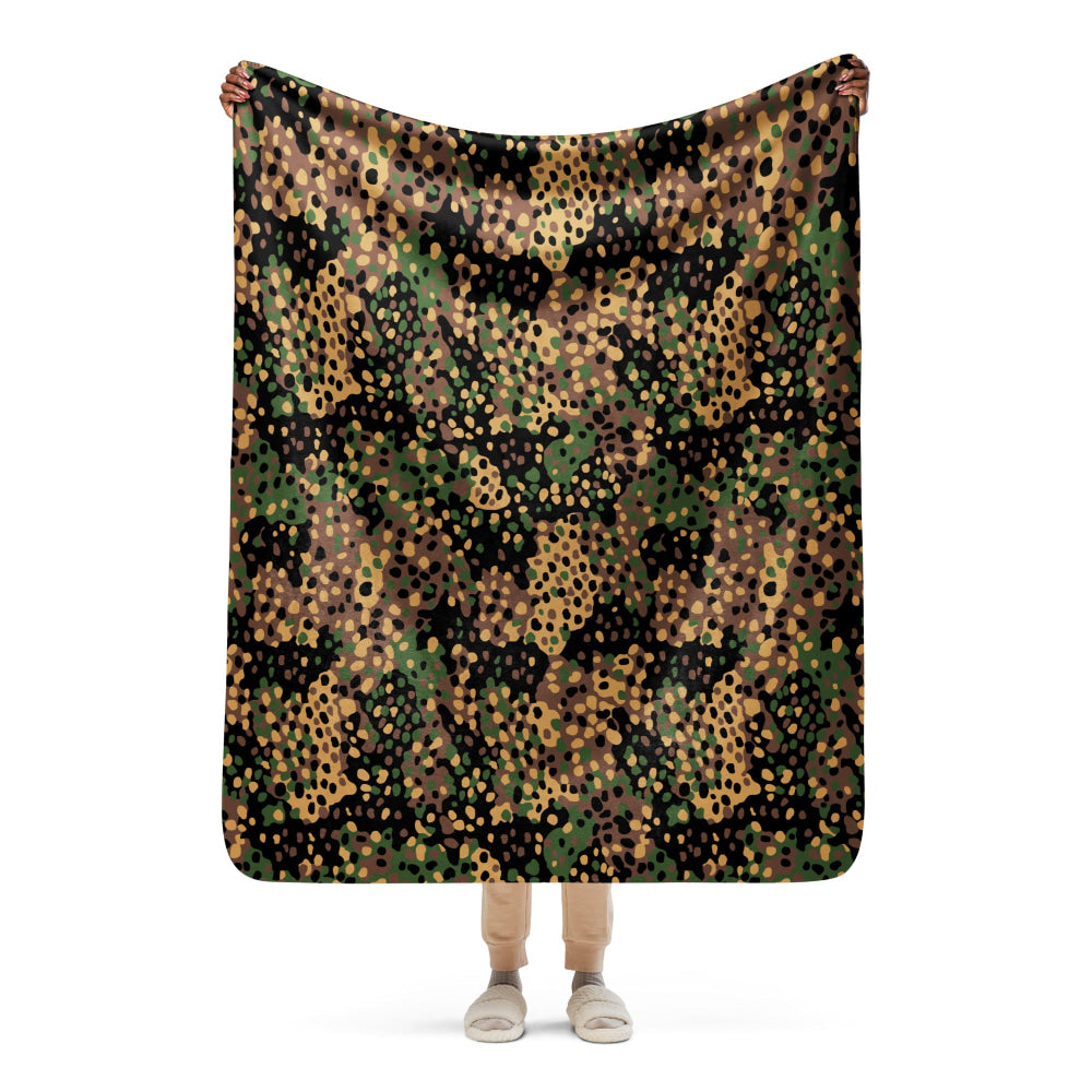 German WW2 Erbsenmuster Pea Dot CAMO Sherpa blanket - 50″×60″ - Blanket