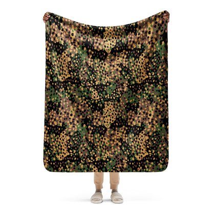 German WW2 Erbsenmuster Pea Dot CAMO Sherpa blanket - 50″×60″ - Blanket