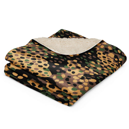 German WW2 Erbsenmuster Pea Dot CAMO Sherpa blanket - Blanket