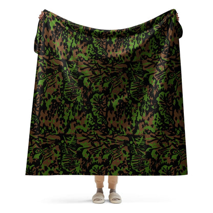 German WW2 Palmenmuster Palm Tree Spring CAMO Sherpa blanket - 60″×80″