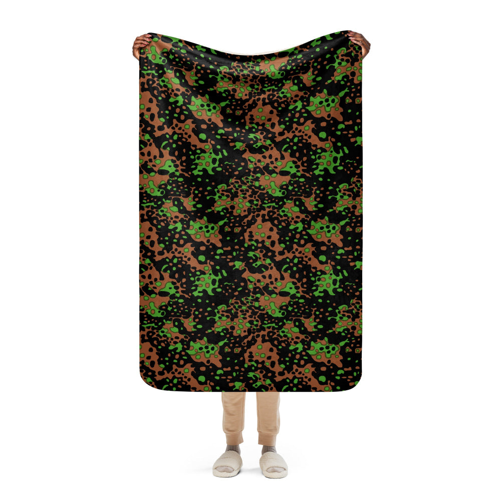 German WW2 Platanenmuster Plane Tree Bright Spring CAMO Sherpa blanket - 37″×57″ - Blanket