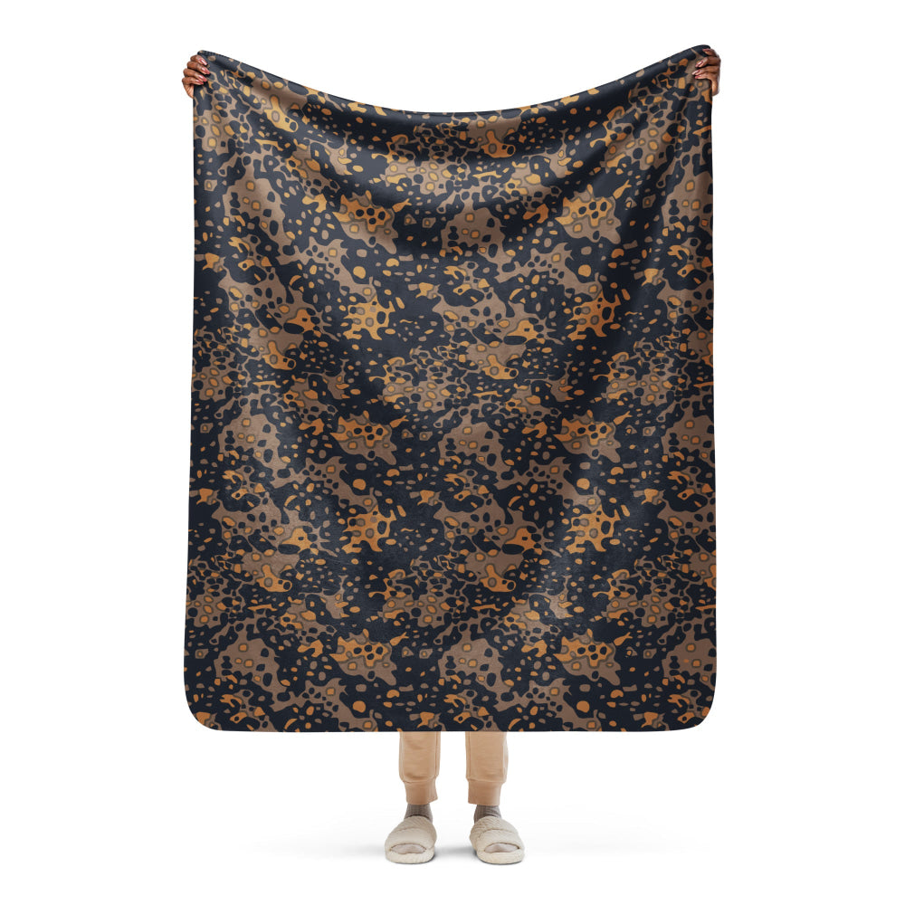 German WW2 Platanenmuster Plane Tree Pattern 6 Autumn CAMO Sherpa blanket - 50″×60″ - Blanket