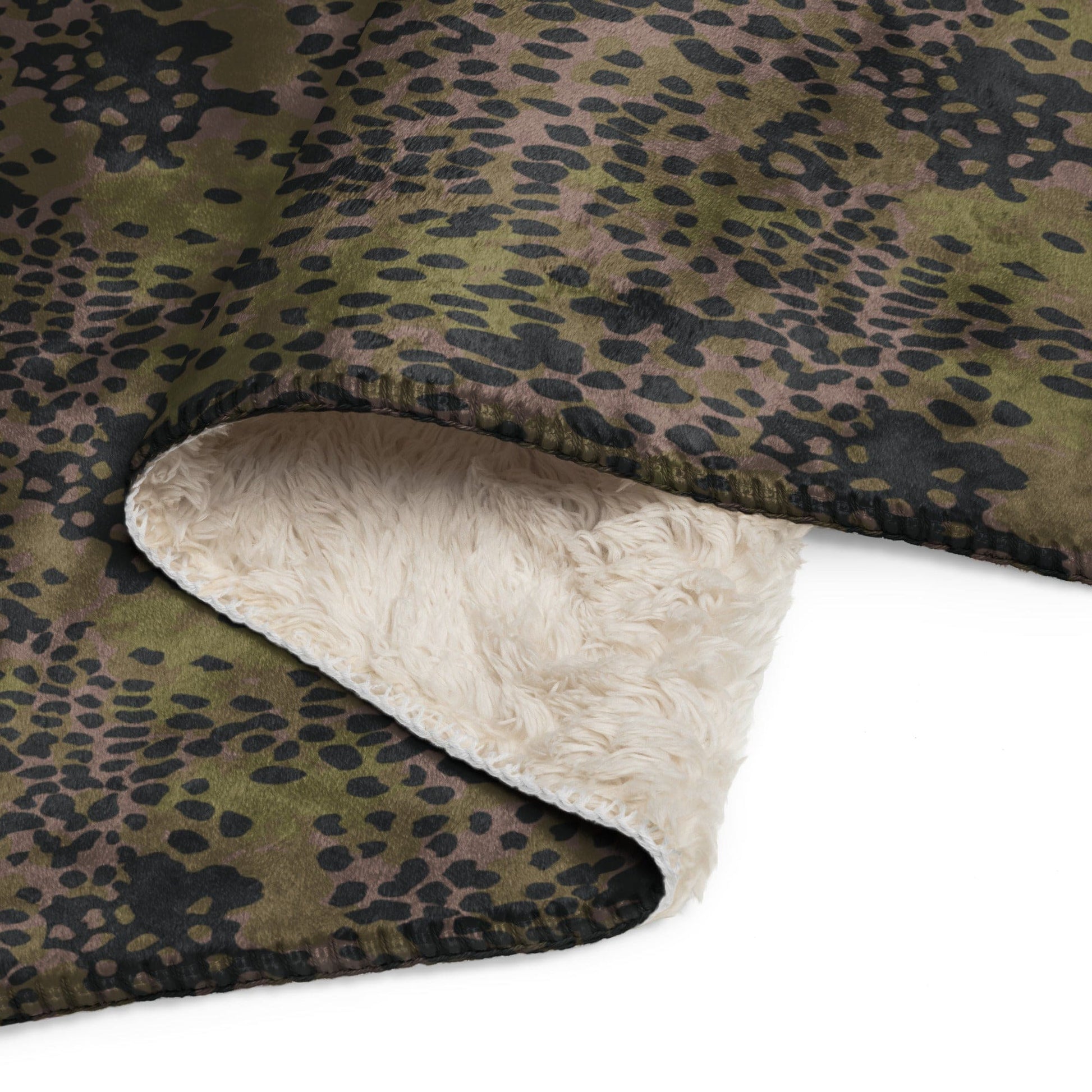 German WW2 Platanenmuster Plane Tree Summer CAMO Sherpa blanket - Blanket