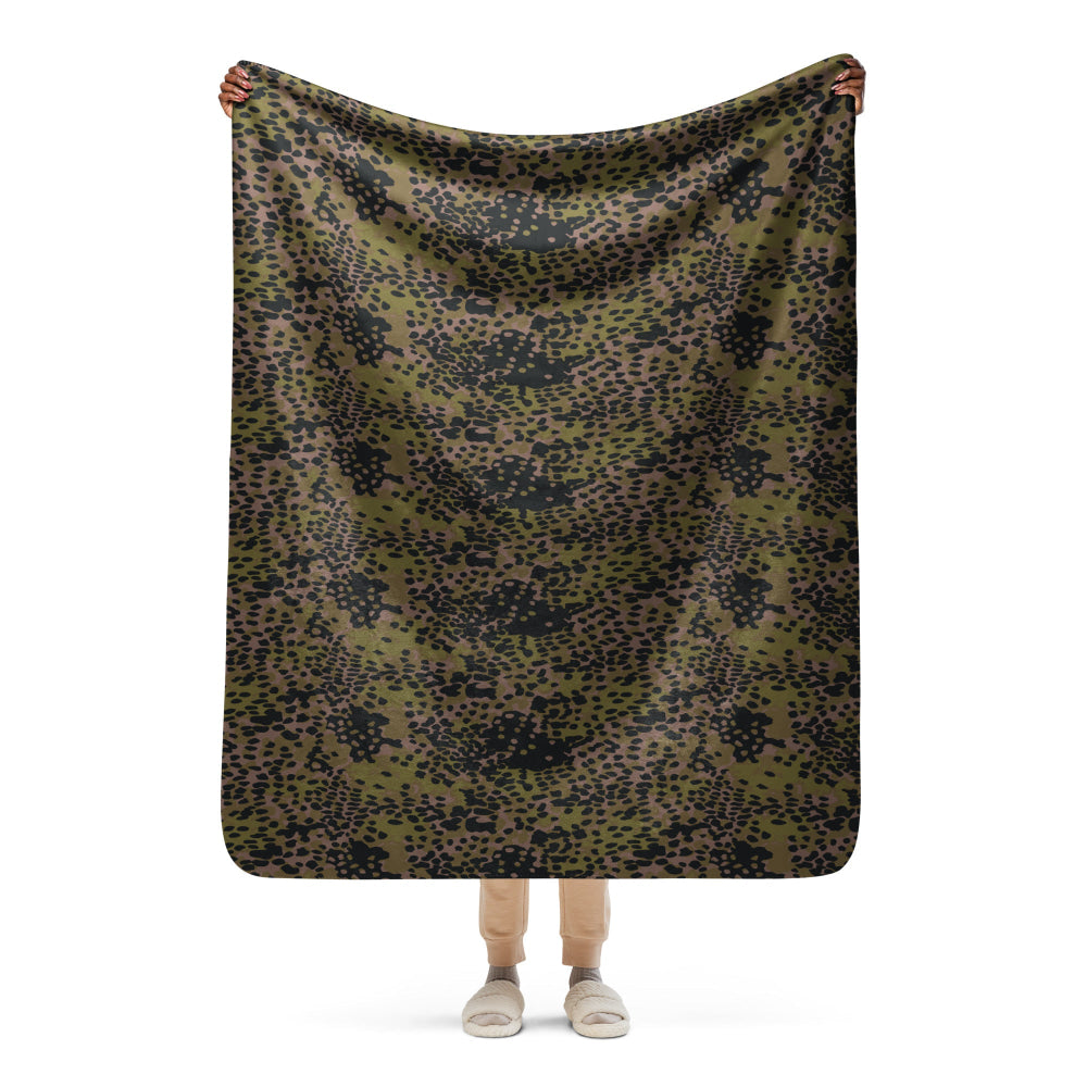 German WW2 Platanenmuster Plane Tree Summer CAMO Sherpa blanket - 50″×60″ - Blanket