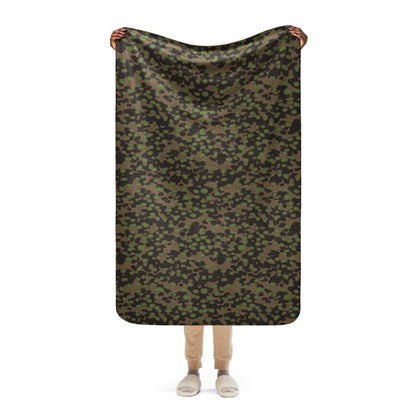 German WW2 Polyspot Spring CAMO Sherpa blanket - 37″×57″