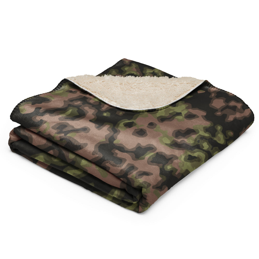 German WW2 Rauchtarnmuster Blurred Edge Spring CAMO Sherpa blanket - Blanket